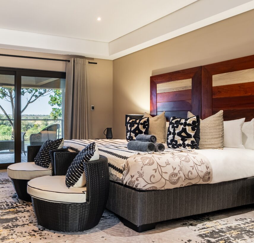 Luxury room at Simanya River Lodge